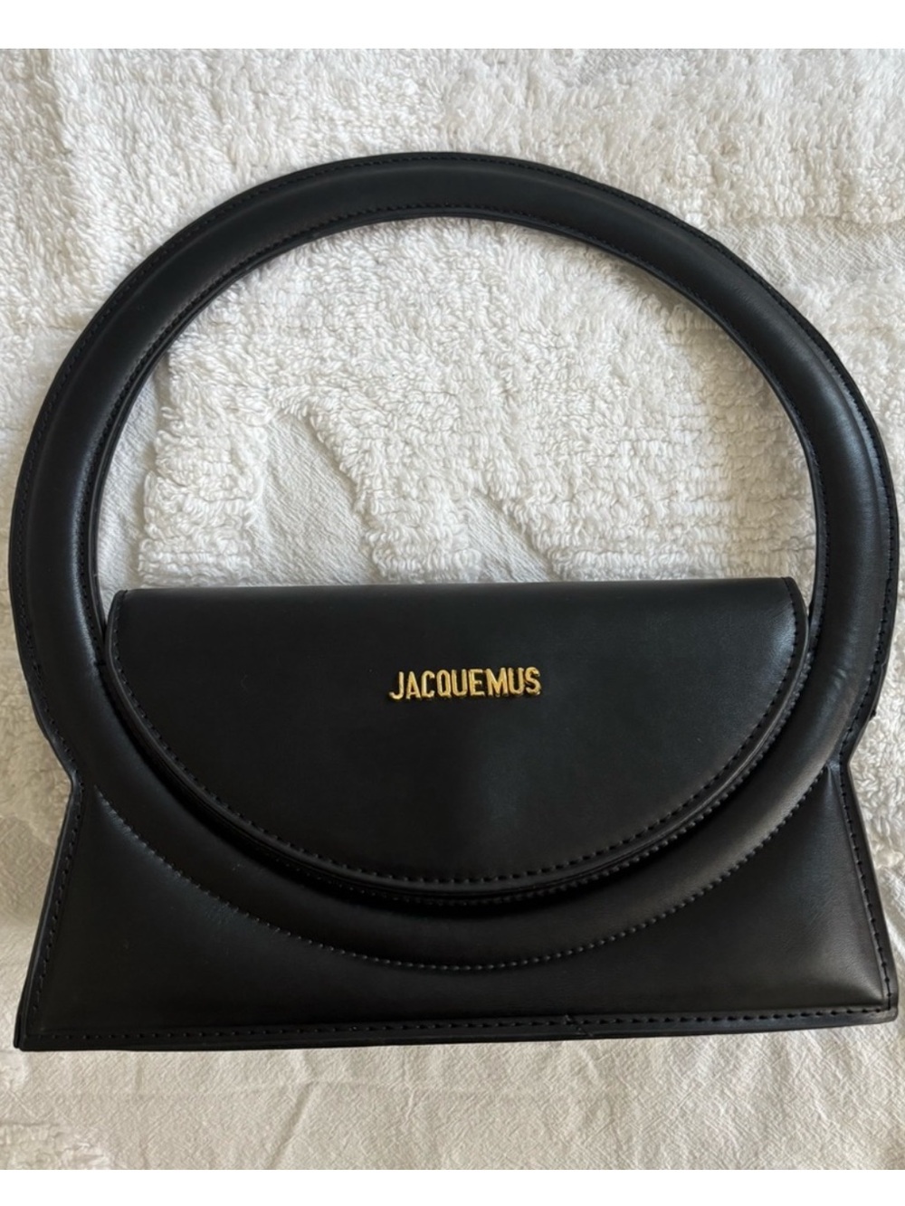 Jacquemus circle handbag *n0t ræl*